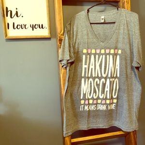 Hakuna Moscato T-shirt